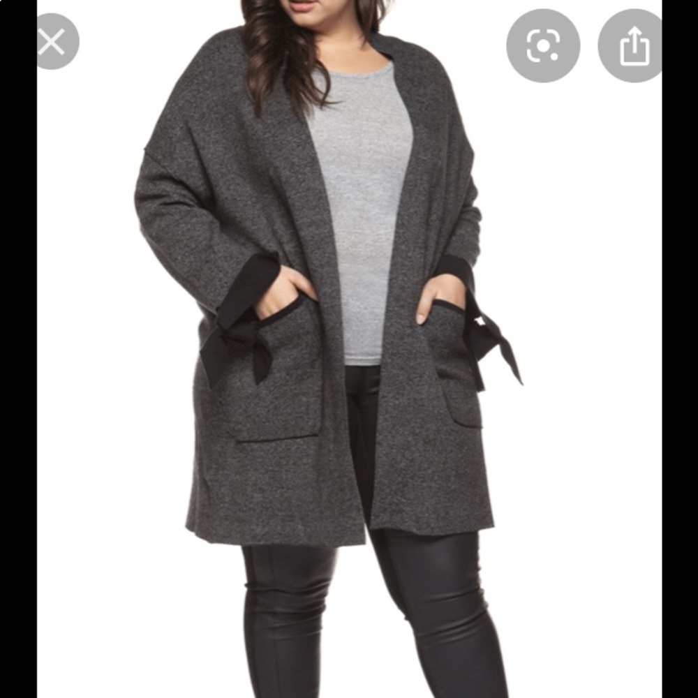 NWOT Long gray/black cardigan